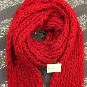 CLOSET CLOSING‼️ 🆕 3/$10 ✨ NWT Forever 21 scarf